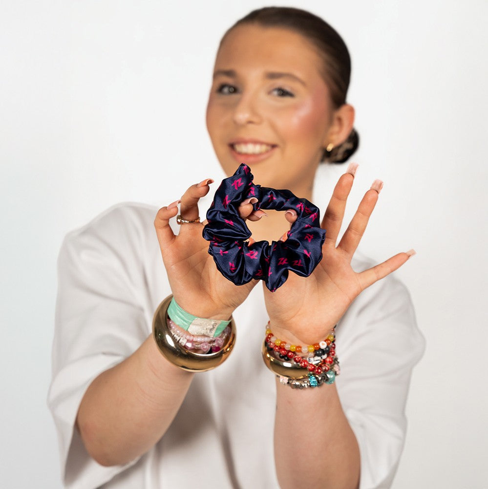 Teenz 2.0 Club Scrunchie (Navy)