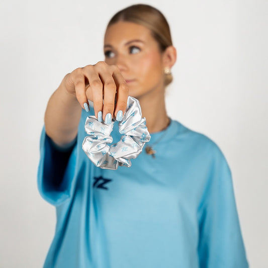 Teenz 2.0 Club Scrunchie (Blue)